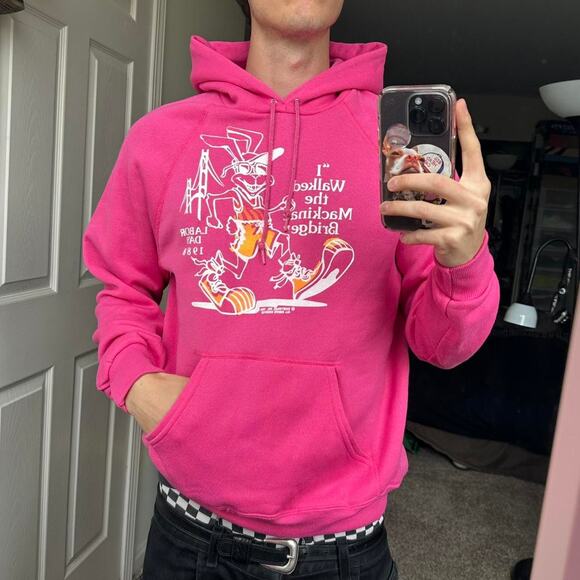 Vintage 80s Mackinac Bridge Michigan Graphic Pink Sweatshirt - Picture 1 of 5